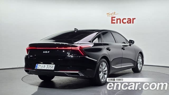 Kia K8 2023 — Şəkil 2/20
