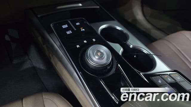 Kia K8 2023 — ფოტო 9/20
