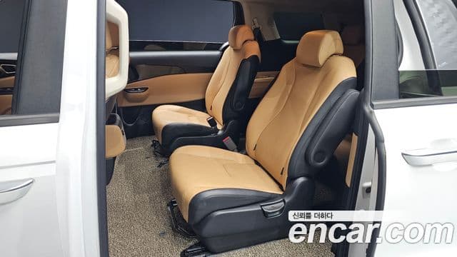 Kia Carnival 2021 — Şəkil 11/20