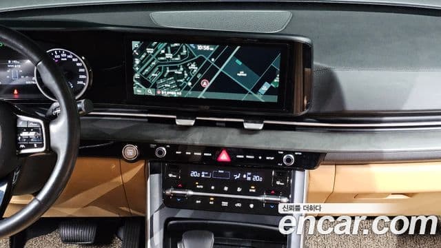 Kia Carnival 2021 — Şəkil 14/20