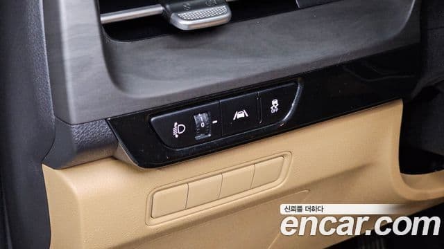 Kia Carnival 2021 — Şəkil 16/20