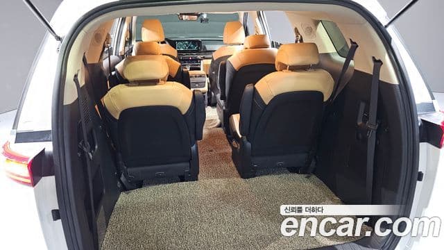Kia Carnival 2021 — Şəkil 20/20