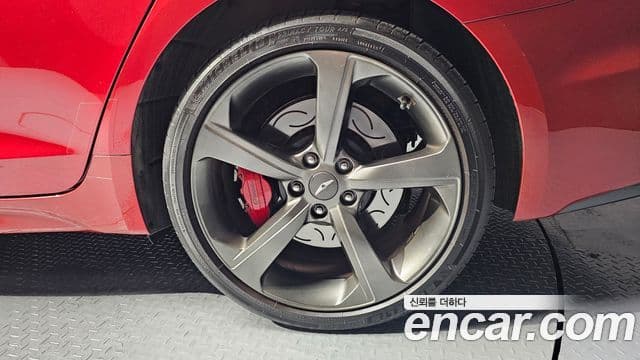 Genesis G70 2019 — Photo 5/33
