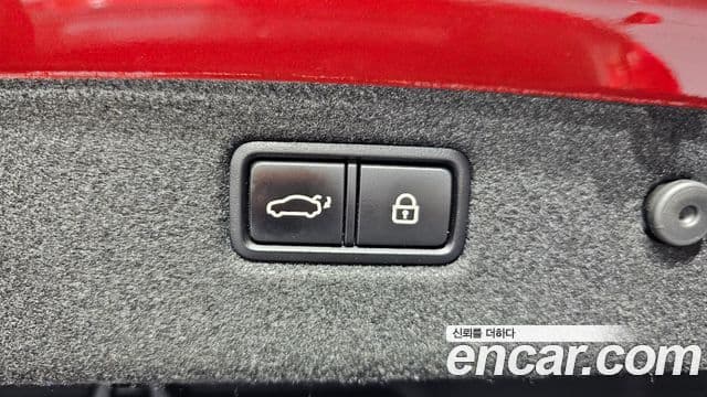 Genesis G70 2019 — Photo 31/33