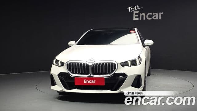 BMW 5 Series 2024 — Şəkil 2/20