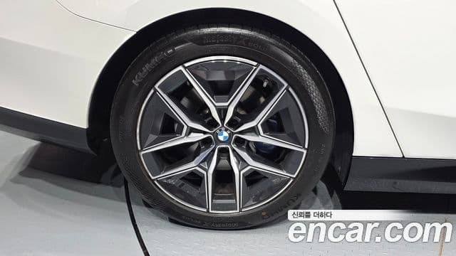 BMW 5 Series 2024 — Şəkil 4/20