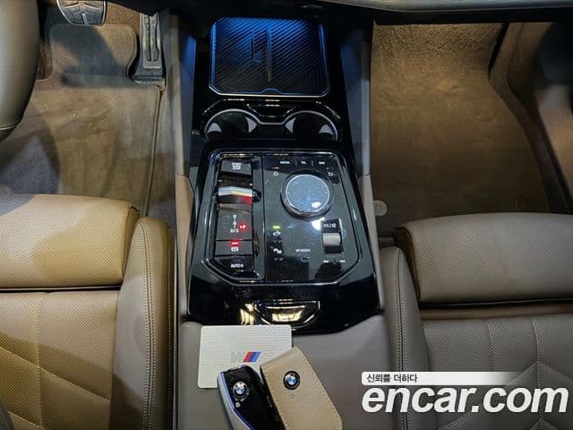 BMW 5 Series 2024 — Şəkil 14/20