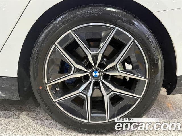 BMW 5 Series 2024 — Şəkil 20/20