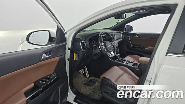 Kia Sportage The Bold 2018 — ფოტო 10/20