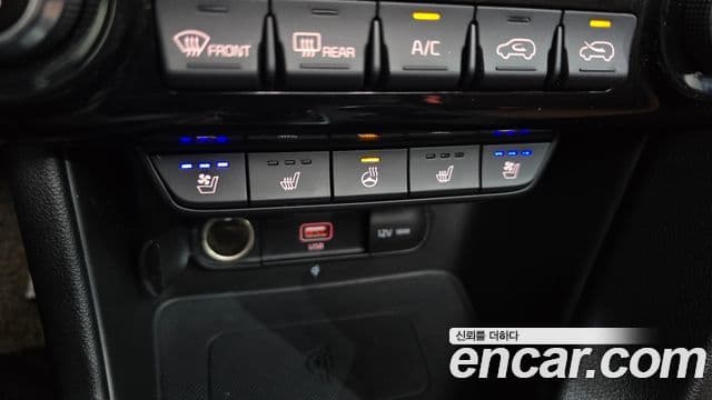 Kia Sportage The Bold 2018 — ფოტო 13/20