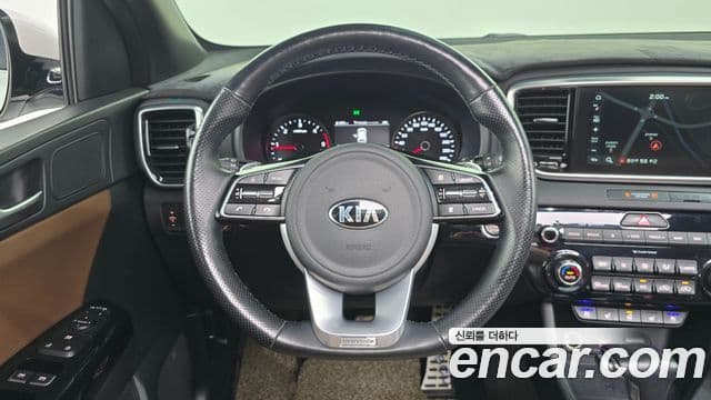 Kia Sportage The Bold 2018 — ფოტო 15/20