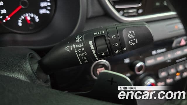 Kia Sportage The Bold 2018 — ფოტო 17/20