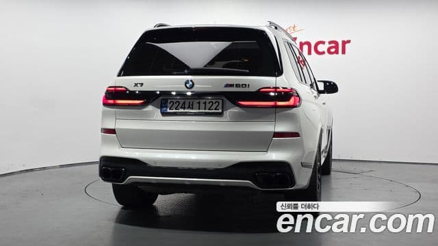 BMW X7 2024 — Photo 7/20