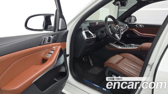 BMW X7 2024 — Photo 17/20