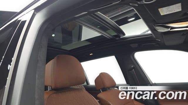BMW X7 2024 — Photo 15/20