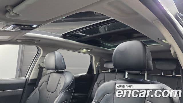 Kia Sorento 2021 — Фото 17/20