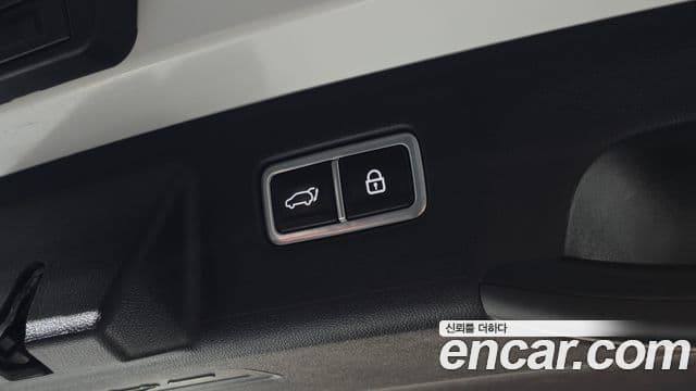 Kia Sorento 2021 — Фото 18/20