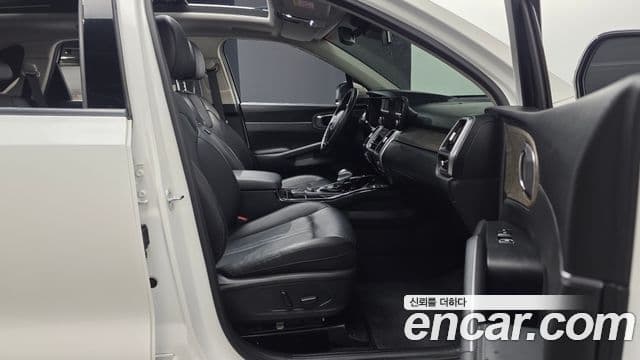 Kia Sorento 2021 — Photo 25/30