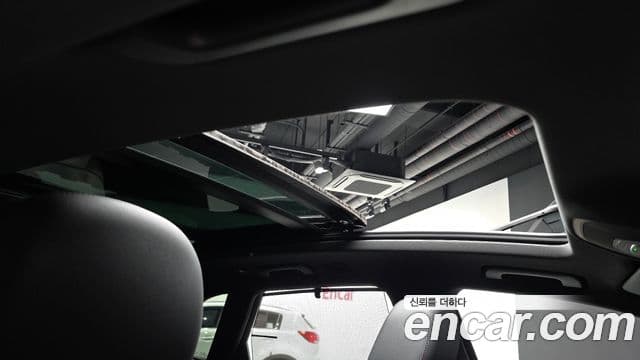 Audi Q5 2022 — Şəkil 18/20