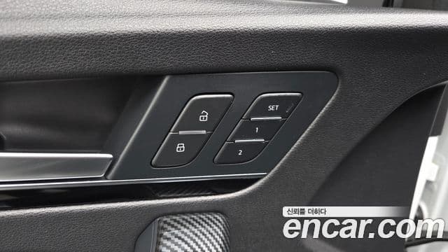 Audi Q5 2022 — Şəkil 35/35