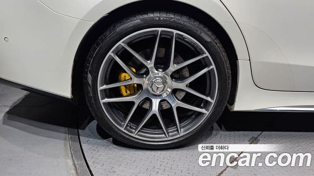 Mercedes-Benz AMG GT 2023 — ფოტო 5/20