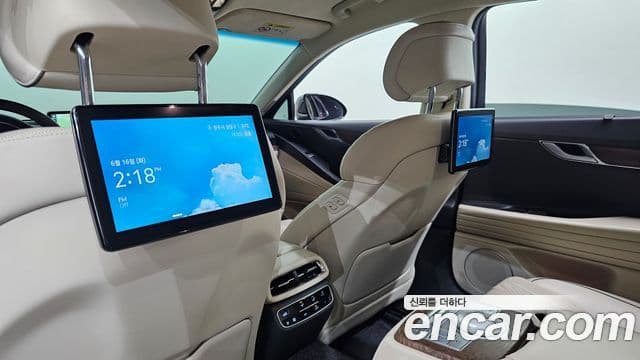 Genesis Electrified G80 2020 — Şəkil 18/20