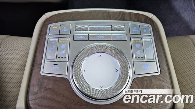 Genesis Electrified G80 2020 — Şəkil 19/20