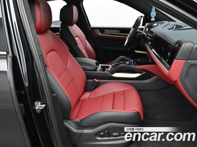 Porsche Cayenne 2025 — Şəkil 9/20