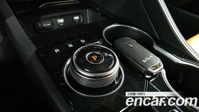 Kia K5 2022 — ფოტო 9/20
