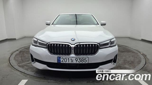 BMW 5 Series 2023 — Şəkil 2/20