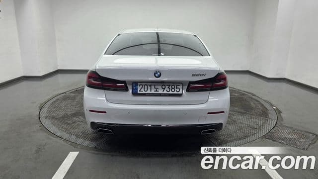 BMW 5 Series 2023 — Şəkil 3/20