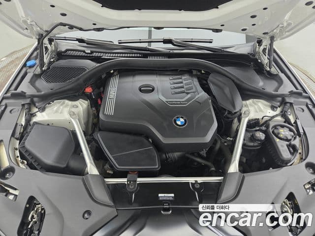 BMW 5 Series 2023 — Şəkil 5/20