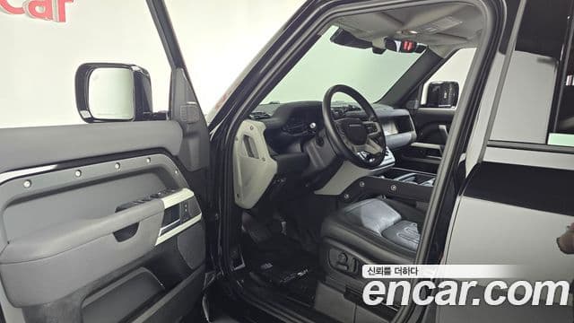 Land Rover Defender 2022 — Şəkil 10/20