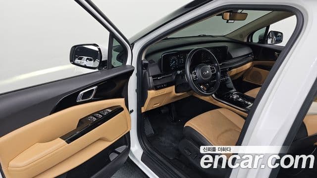 Kia Carnival 2021 — ფოტო 10/20