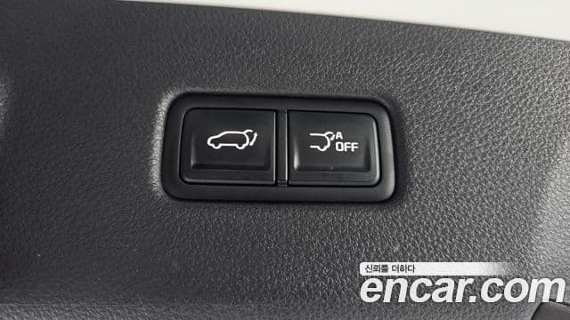 Kia Carnival 2021 — ფოტო 20/20