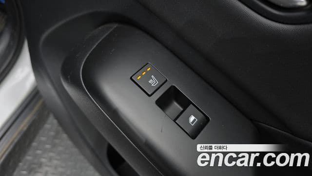 Hyundai Kona 2023 — Şəkil 16/20