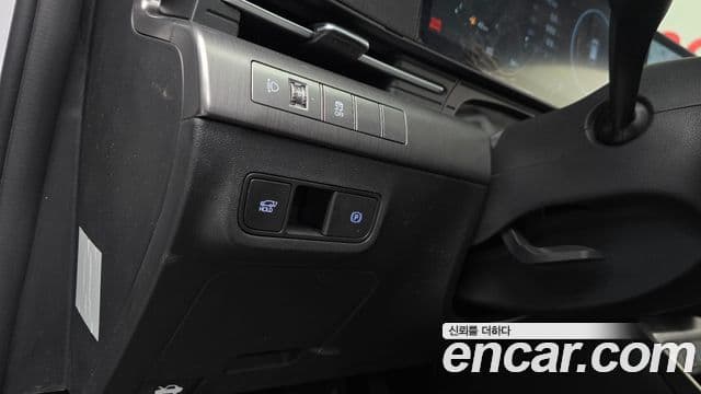 Hyundai Kona Hybrid 2023 — Photo 16/31