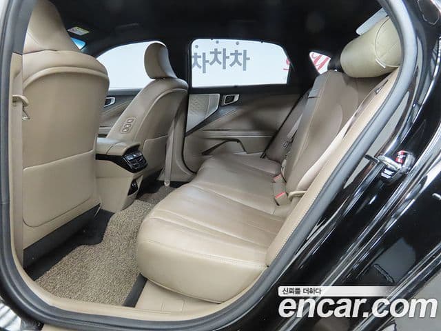 Kia K8 2021 — ფოტო 5/20