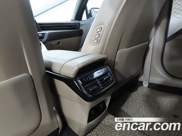 Kia K8 2021 — ფოტო 9/20