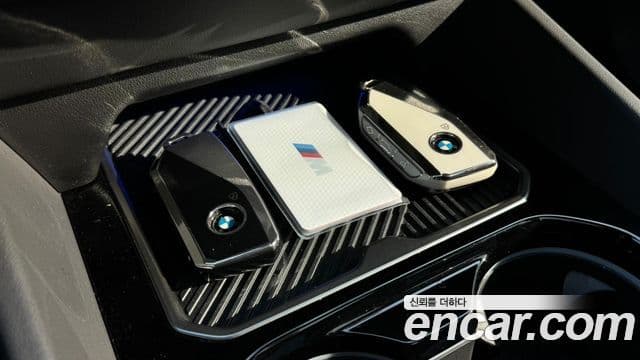BMW 5 Series 2024 — ფოტო 14/20