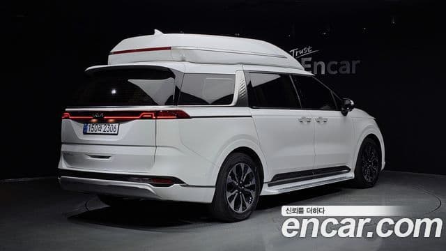 Kia Carnival 2022 — Фото 2/20