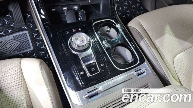 Kia Carnival 2022 — Фото 9/20
