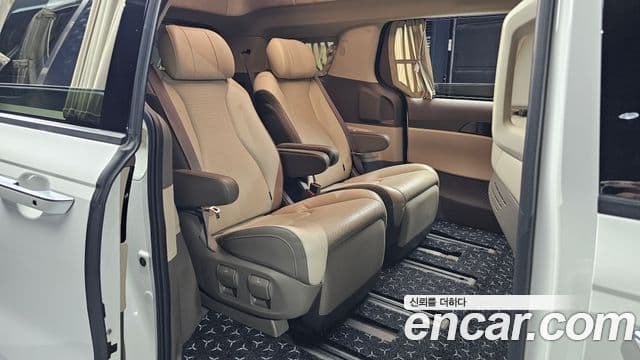 Kia Carnival 2022 — Фото 11/20