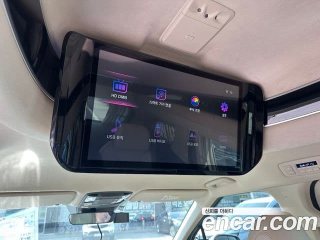 Kia Carnival 2022 — Фото 18/20