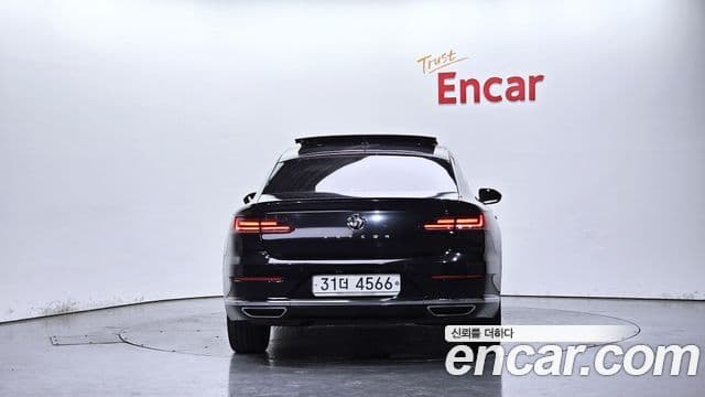 Volkswagen Arteon 2018 — ფოტო 4/20