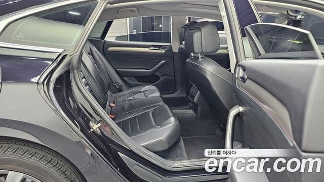 Volkswagen Arteon 2018 — ფოტო 12/20