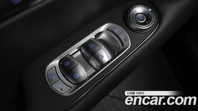 Genesis G90 2023 — ფოტო 11/40