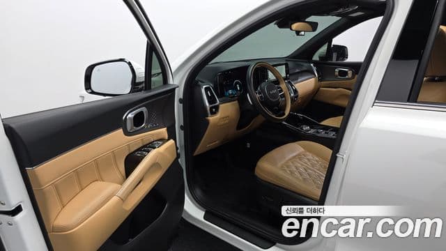 Kia Sorento 2023 — Фото 10/20