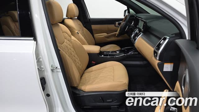 Kia Sorento 2023 — Фото 11/20