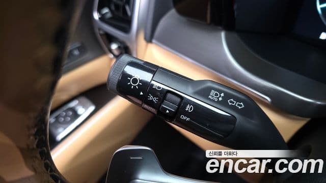 Kia Sorento 2023 — Фото 19/20